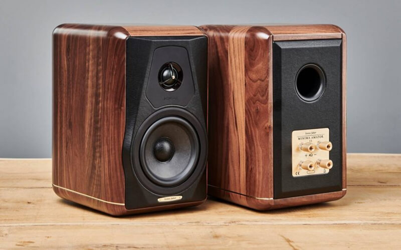 Bookshelf-Speakers