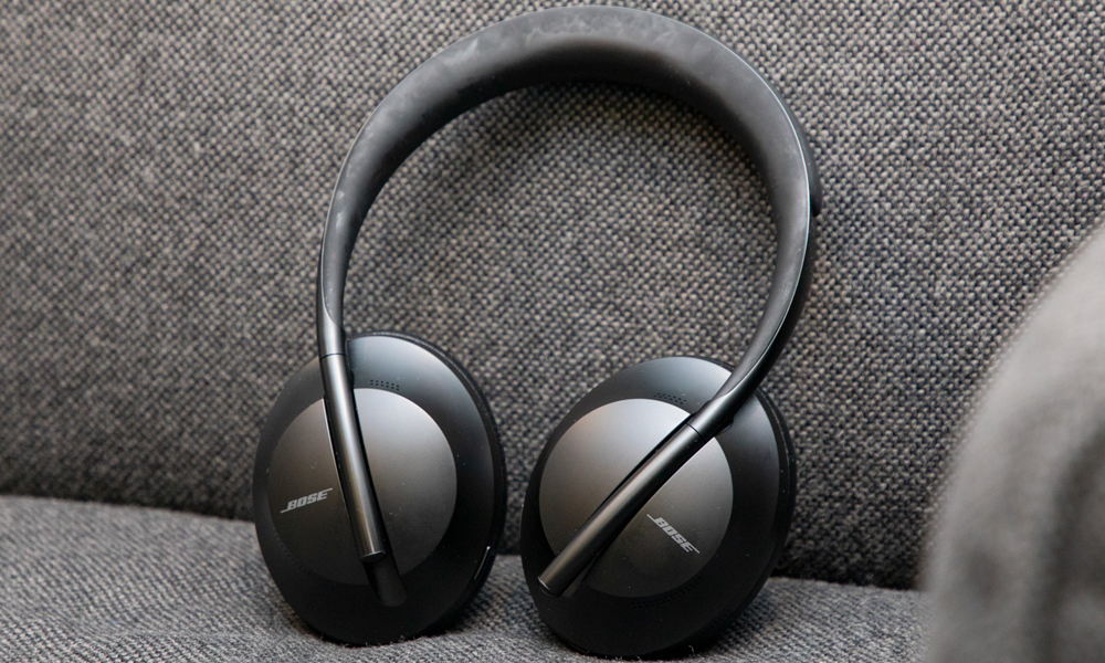how-to-clean-bose-700-headphones
